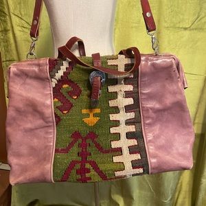 ✨RARE! Gorgeous Vintage Claudia for Trés Jolie kilim leather carpet bag.